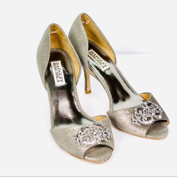 badgley mischka valerie rhinestone strap satin pumps